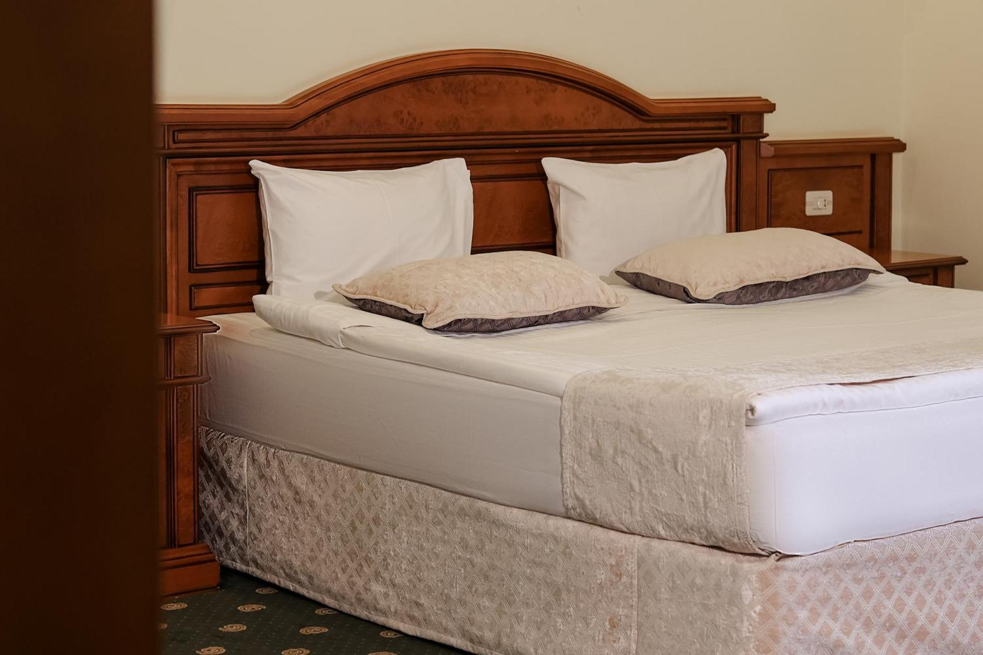 Armenia Hotel Jermuk Ngoại thất bức ảnh