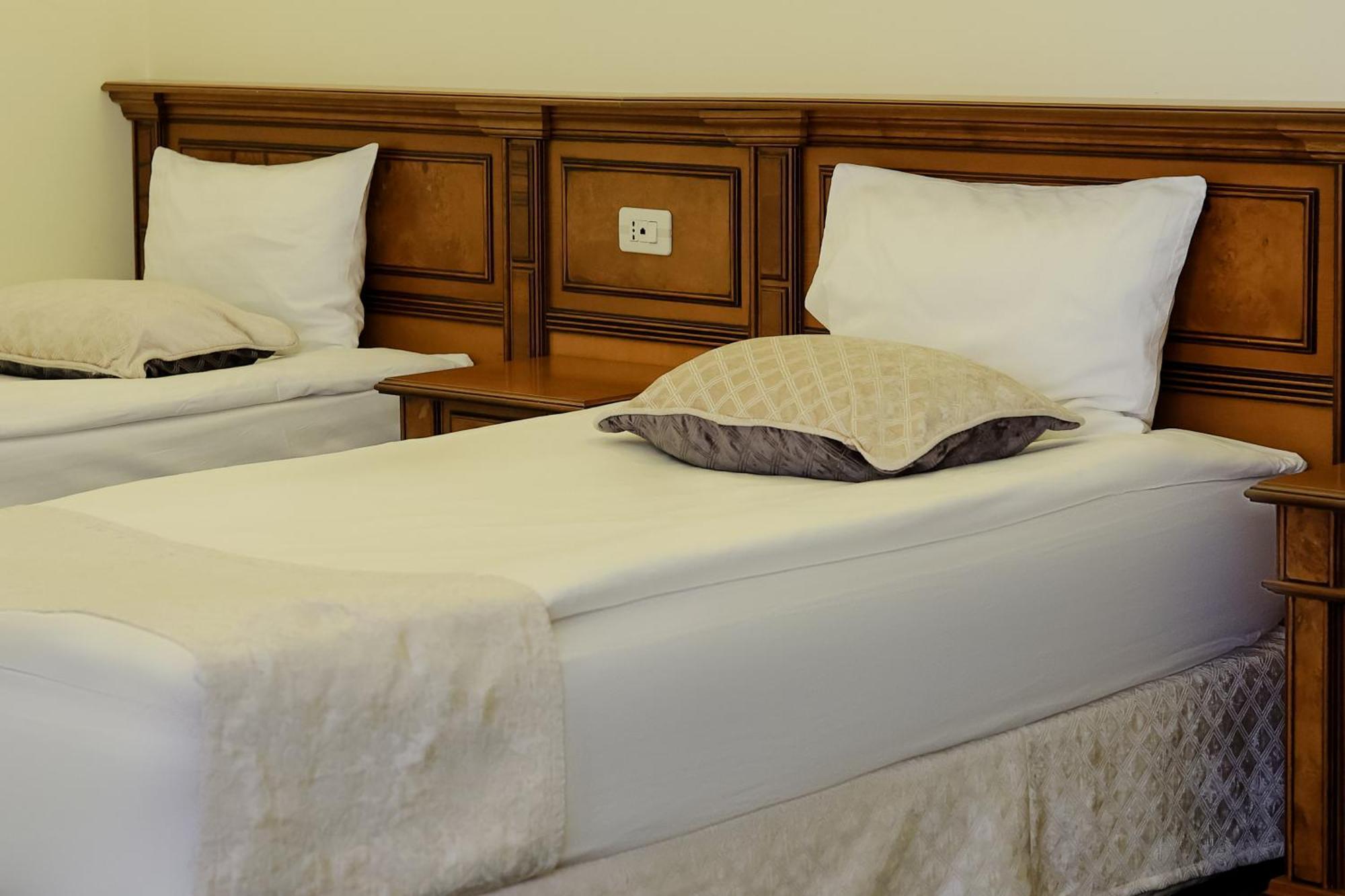 Armenia Hotel Jermuk Ngoại thất bức ảnh